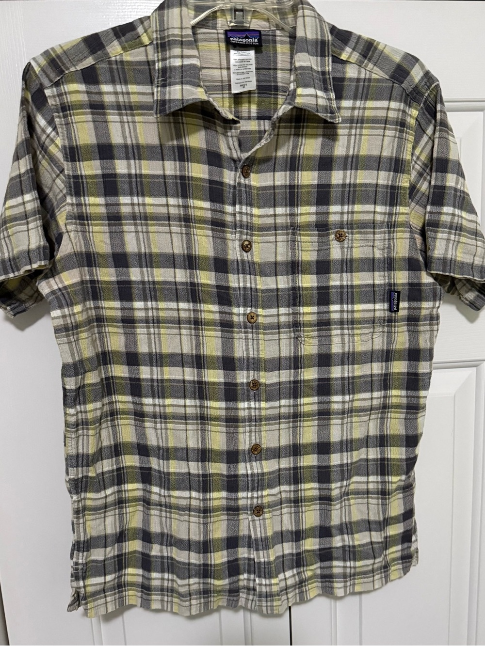Patagonia Mens M Gray Yellow White Plaid Orange Cotton Button Up Pocket Shirt